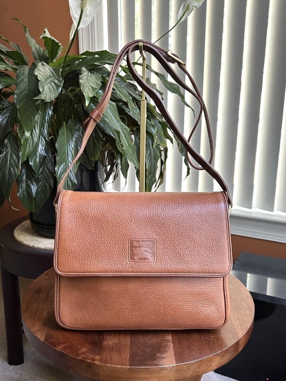 BURBERRY Flap Saddle Bag, British Tan